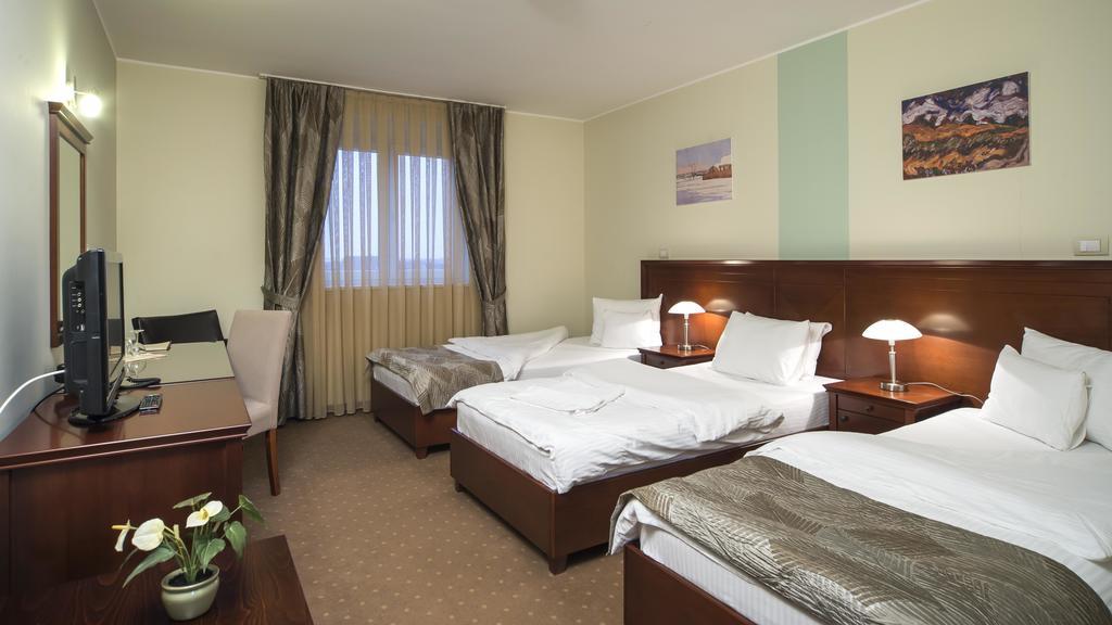 Garni Hotel Semlin B&B เบลเกรด ห้อง รูปภาพ
