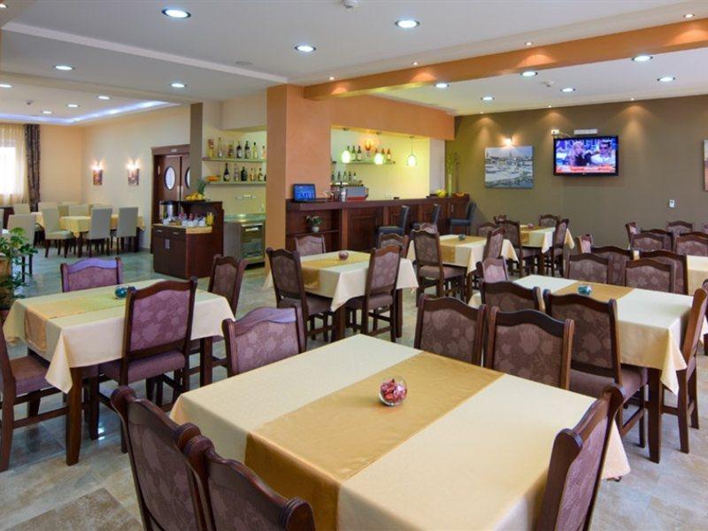 Garni Hotel Semlin B&B เบลเกรด ภายนอก รูปภาพ